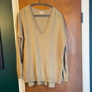 GAP Tan V-Neck Sweater Relaxed Fit